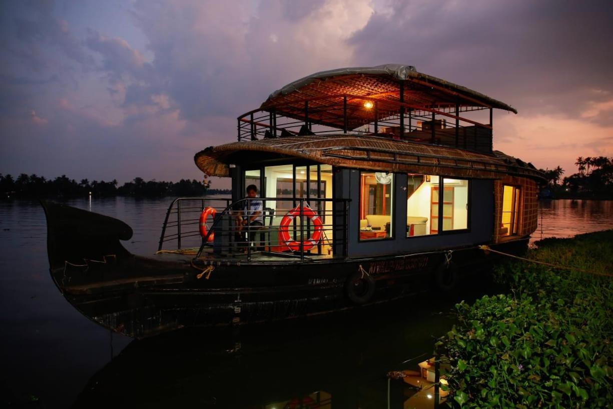 Marari Sibiya Beach Villa Mararikulam Extérieur photo