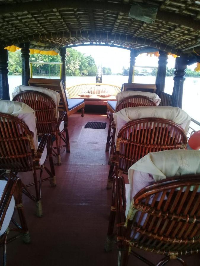 Marari Sibiya Beach Villa Mararikulam Extérieur photo